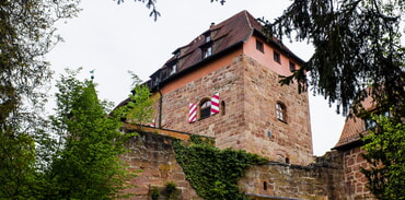 Burg Wernfels Bilder